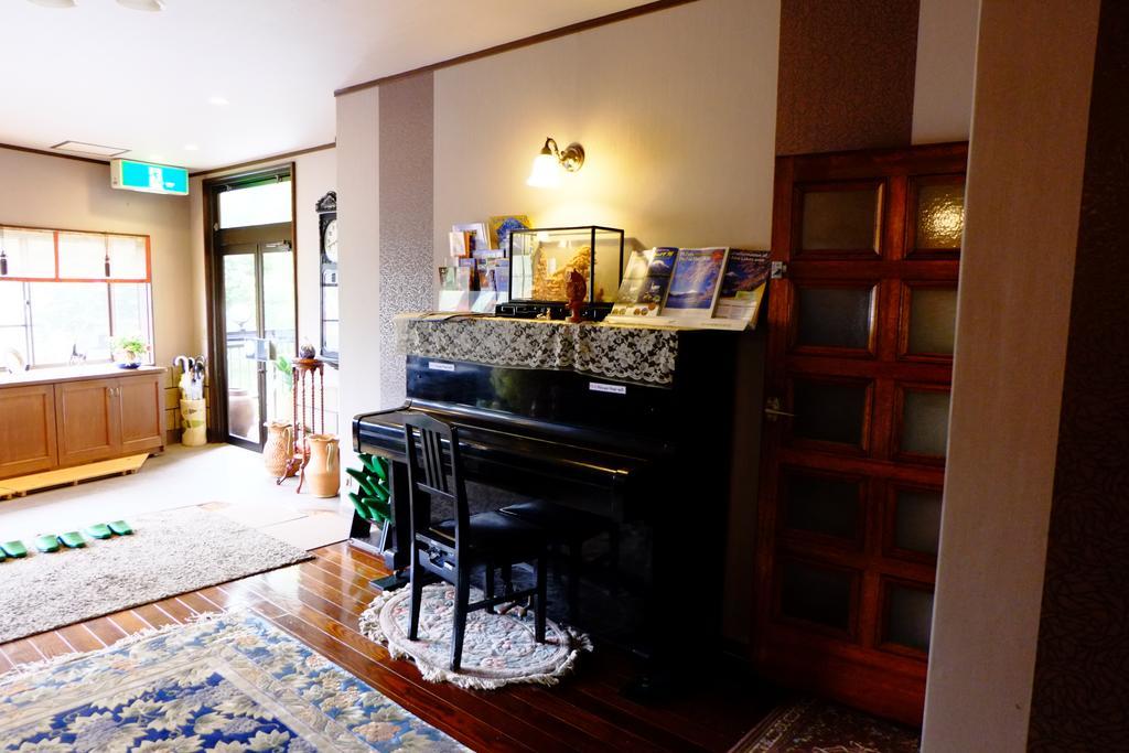 Kikuya Hotel Yamanakako Eksteriør billede